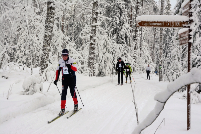 Klikkaamalla seuraava kuva